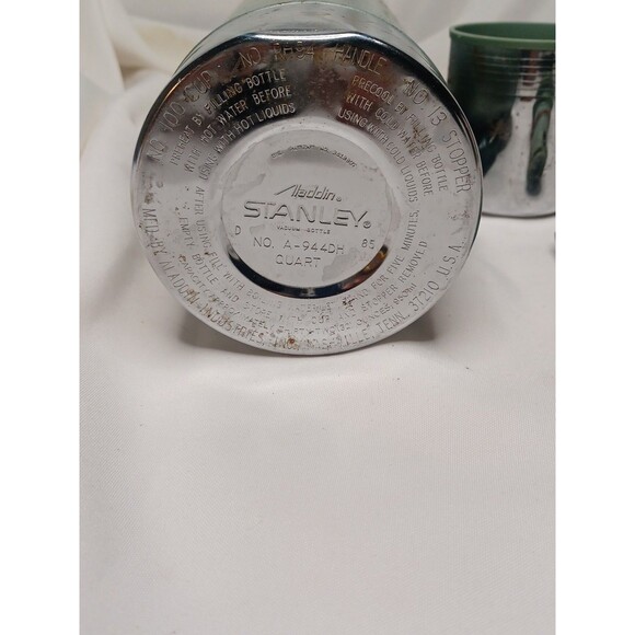 Stanley Aladdin A-944DH Quart Vacuum Bottle - Green Hammertone Finish Vintage - Picture 10 of 11